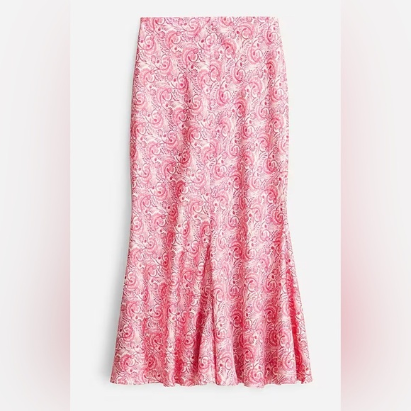 J. Crew Dresses & Skirts - J.CREW Flare slip skirt in dandelion swirl SIZE M